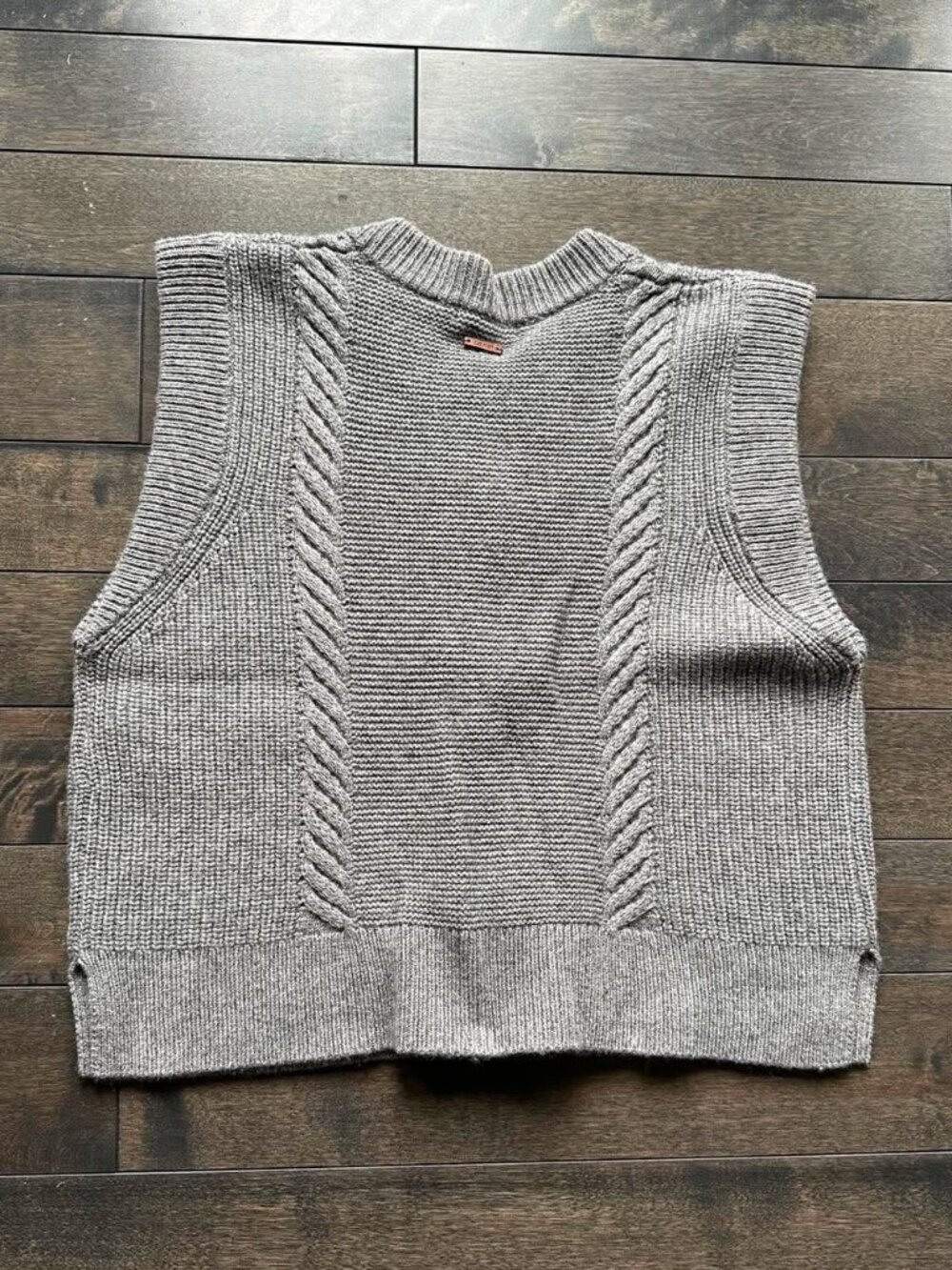 Levi's Ines Cable Sweater Vest - NEW - Picture 6 of 6